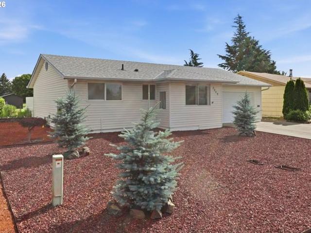 House for sale in Oregonia