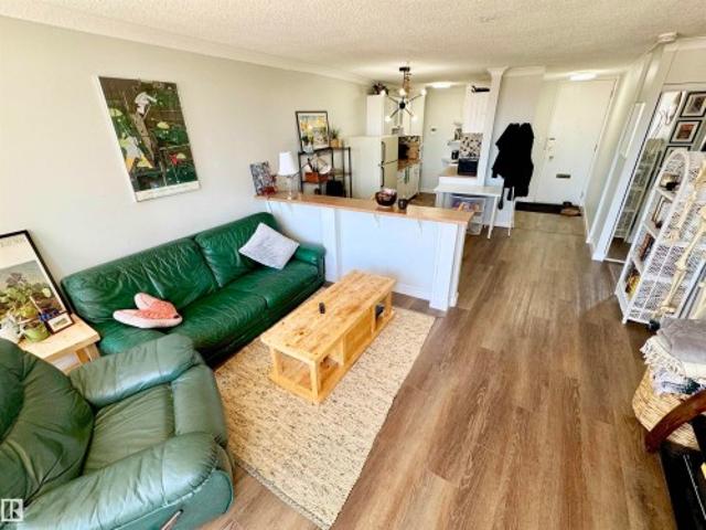 Condo for sale in Wedgewood, Alberta