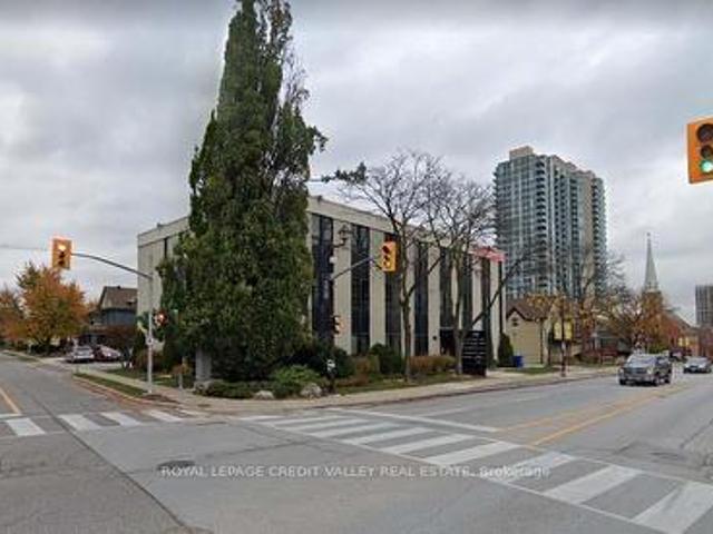 Commercial for rent in Brampton, Golden Horseshoe
