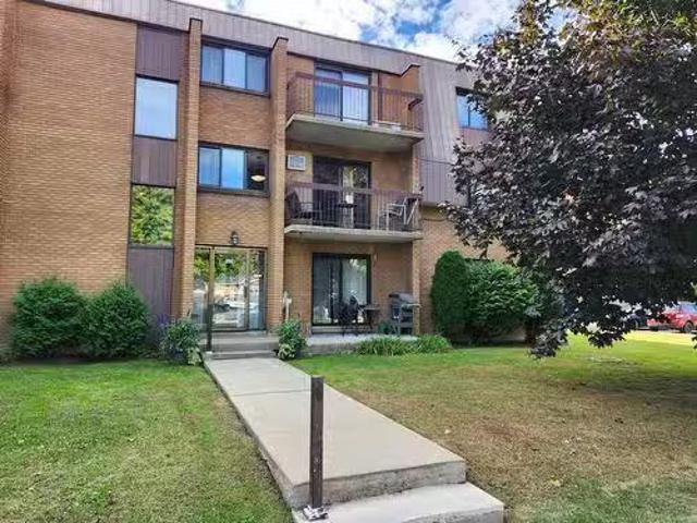 Condo for sale in Saint-eustache