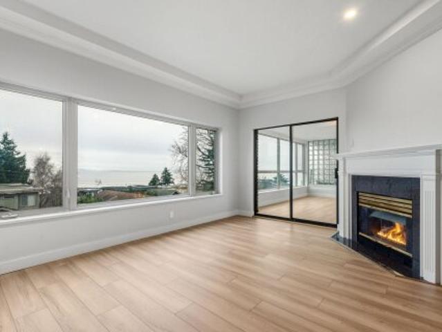 Apartment for sale in White Rock, British Columbia