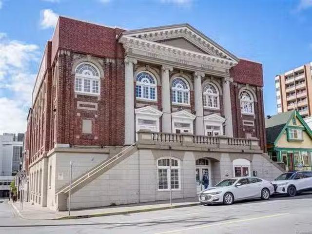 House for sale in Victoria, British Columbia