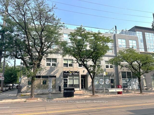 Condo for sale in Woburn, Ontario
