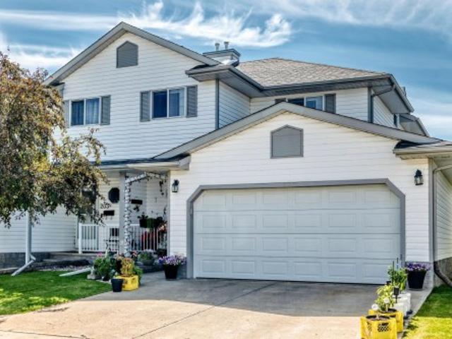 Townhouse for sale in Rolly View, Alberta