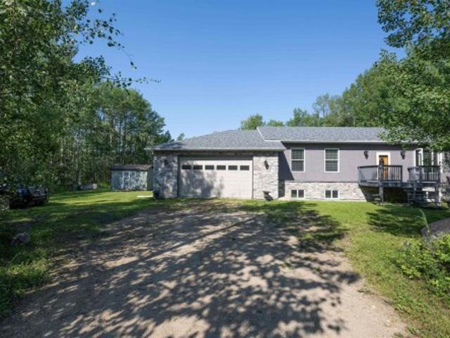 House for sale in Alberta