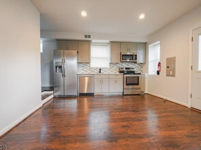 House for sale in Hillside, New Jersey