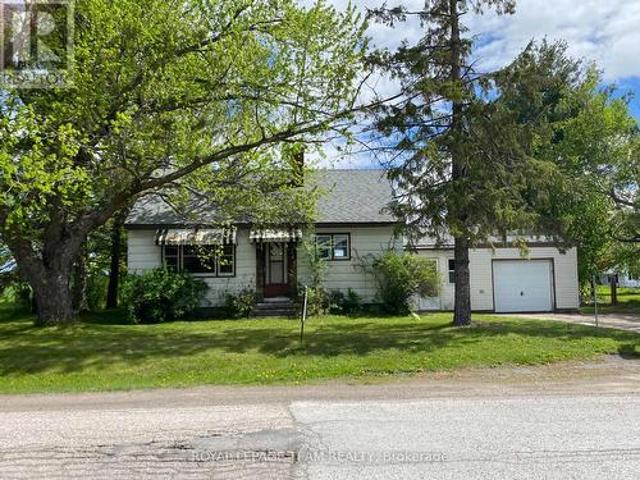 House for sale in Renfrew, Ontario