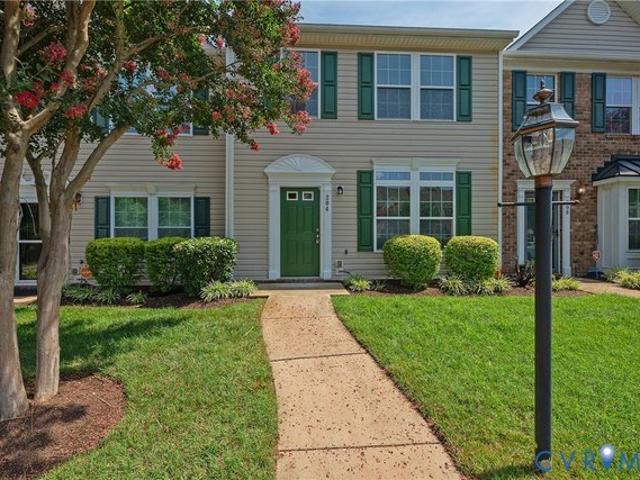 Townhouse for sale in Virginia