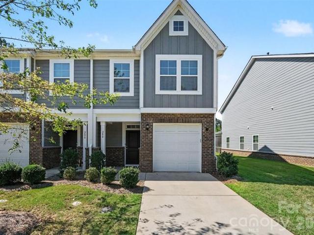 Townhouse for sale in Indian Trail, North Carolina