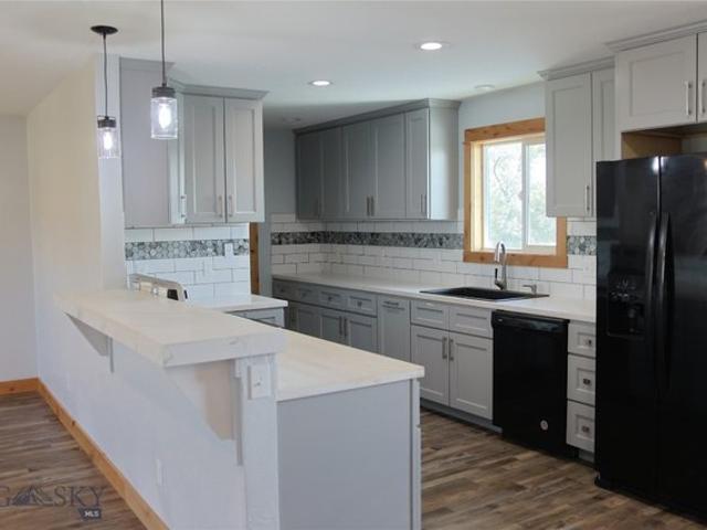 House for sale in Broadwater, Montana