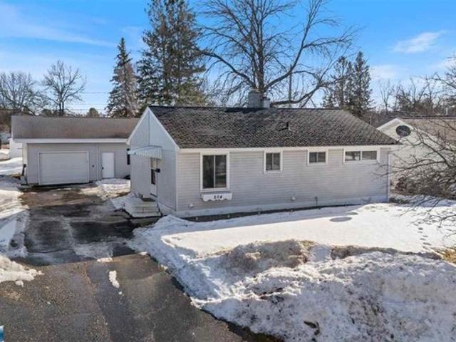 House for sale in Hoyt Lakes, Minnesota