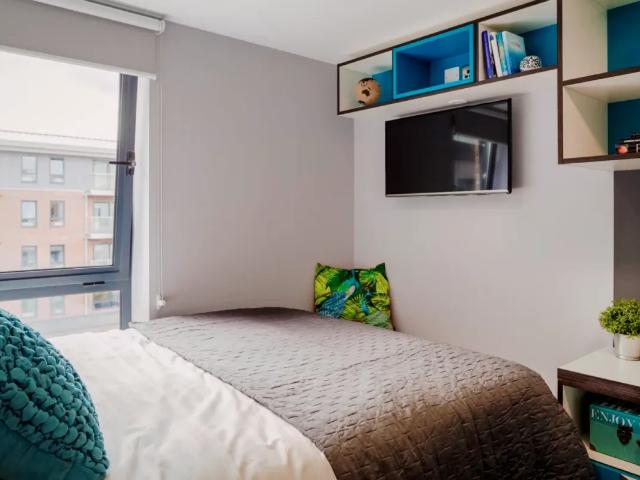 Apartment for rent in Hyde Park, Leeds