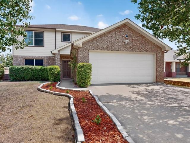 House for sale in Crowley, Texas