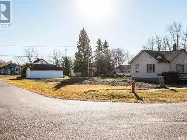 House for sale in Luseland, Saskatchewan
