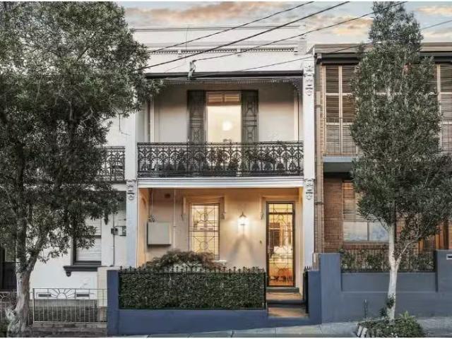 Condo for rent in Sydney, New South Wales