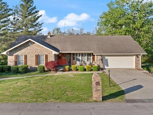 House for sale in Columbia, Kentucky