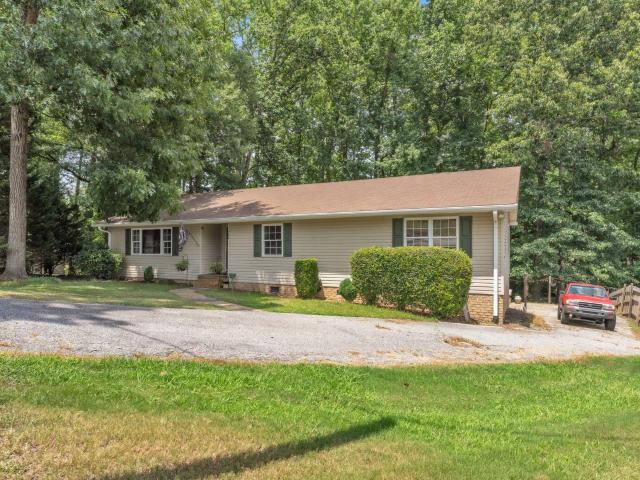 House for sale in Taylors, South Carolina