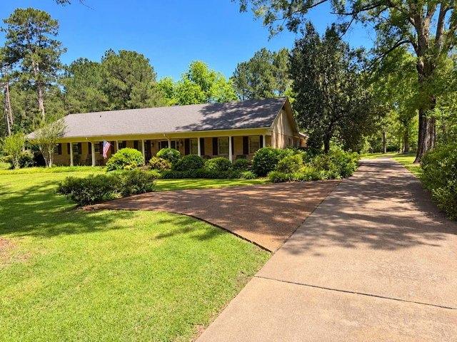 House for sale in Carthage, Leake County
