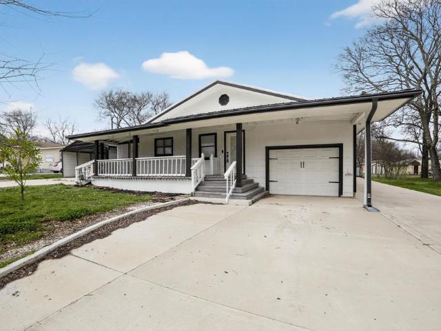 House for sale in Wood, Texas