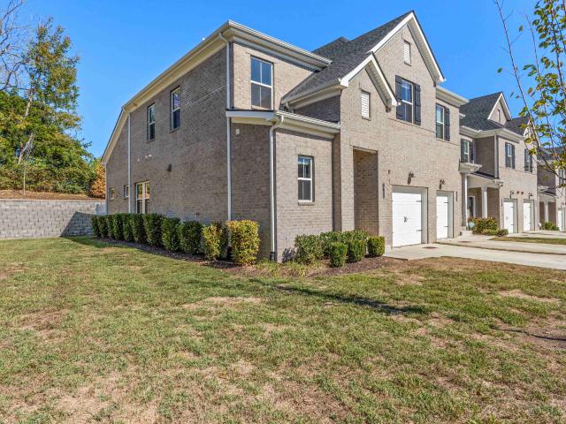 Townhouse for sale in Gallatin, Middle Tennessee