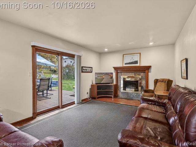 House for sale in Windmill Pointe, Flushing