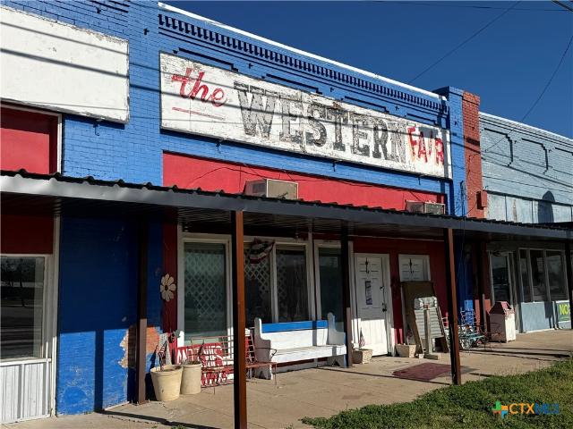 Commercial for sale in Lott, Texas