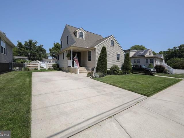 House for sale in Somerdale, New Jersey