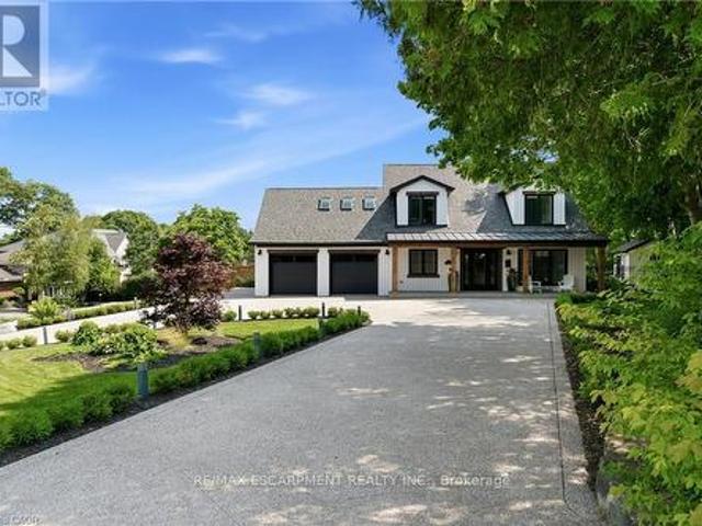 House for sale in Clearview Estates, Hamilton
