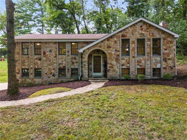 House for sale in Venetia, Pennsylvania