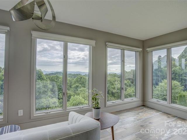 Condo for sale in Hendersonville, North Carolina