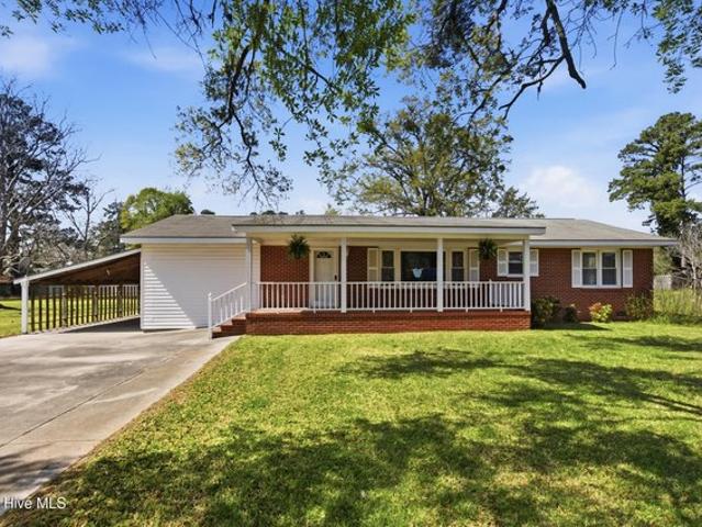 House for sale in New Bern, North Carolina
