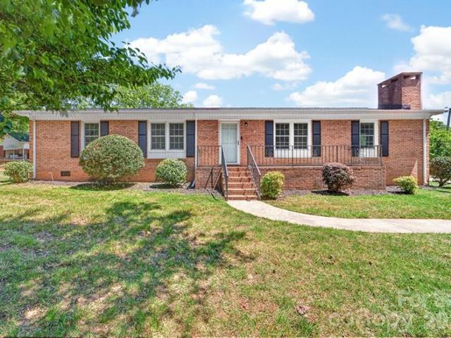 House for sale in Cherryville, North Carolina