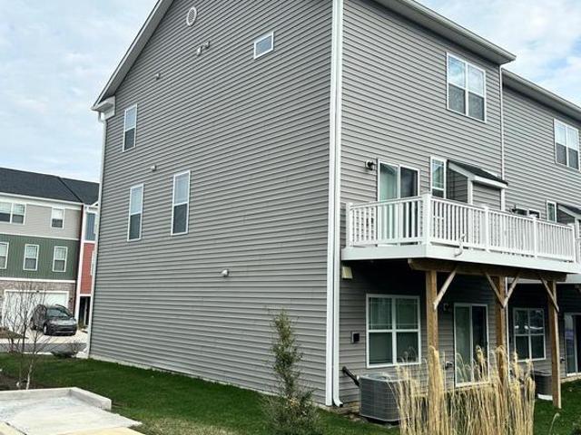 Townhouse for sale in Glen Burnie