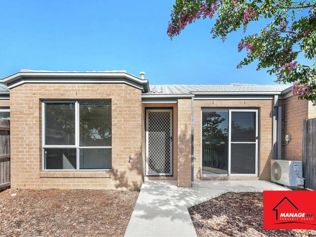 House for rent in Dunlop, Australian Capital Territory