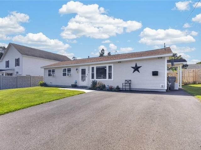 House for sale in Oneida, New York
