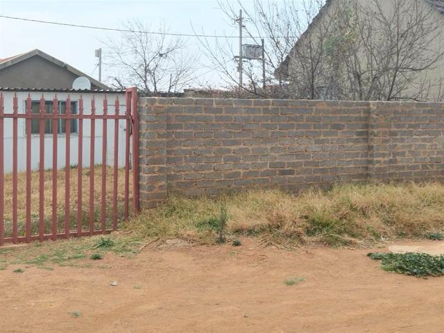 Land for sale in Vosloorus, Gauteng