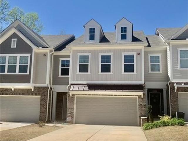 Townhouse for sale in Woodstock, Georgia