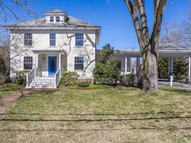 House for sale in Barnstable