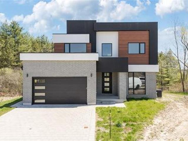 House for sale in Parkhill, North Middlesex