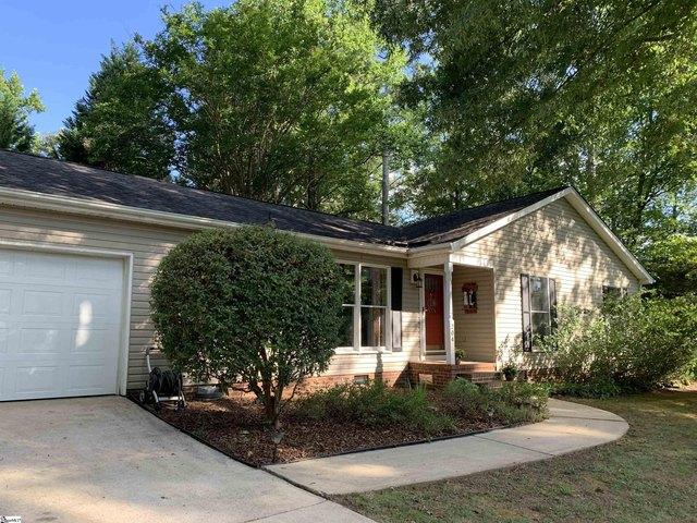 House for sale in Taylors, South Carolina
