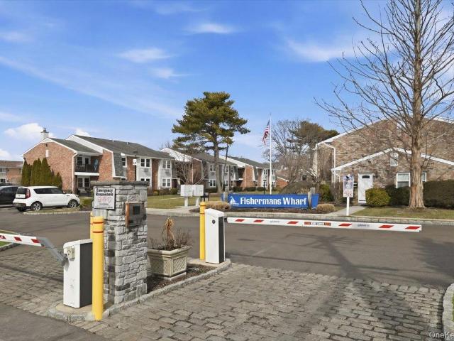 Property for sale in Babylon, New York