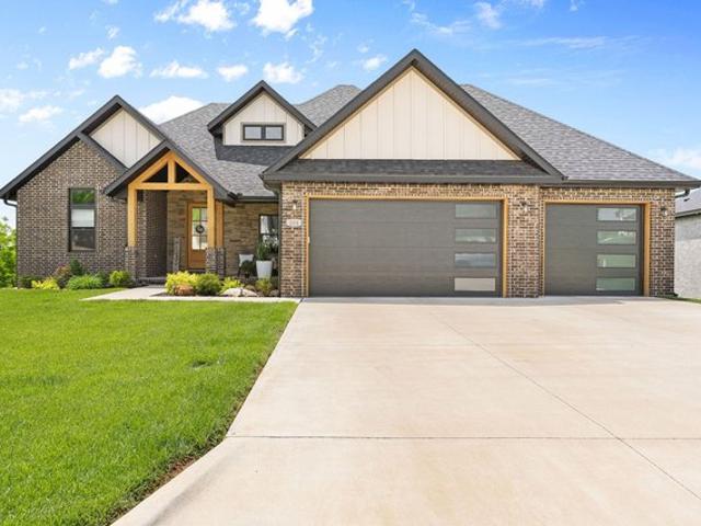 House for sale in Nixa, Missouri