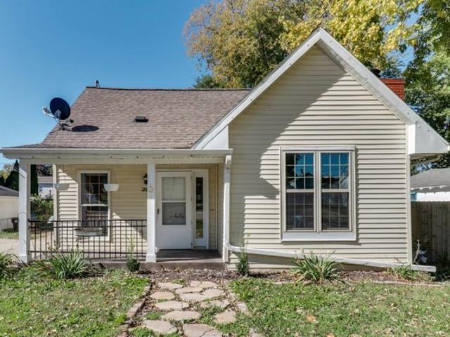 House for sale in Heyworth, McLean County