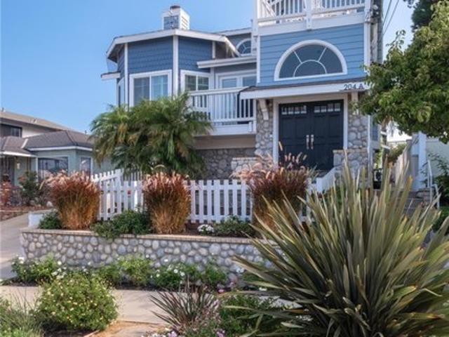 Townhouse for sale in Redondo Beach, California