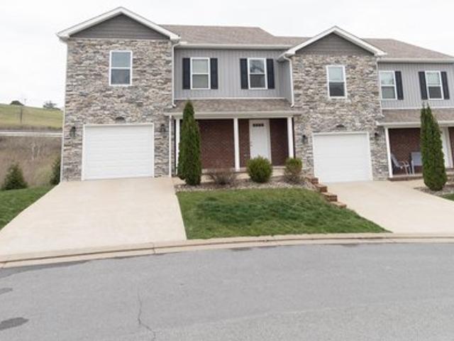 Condo for sale in Bridgeport, West Virginia