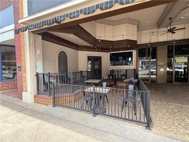 Commercial for sale in Kansas