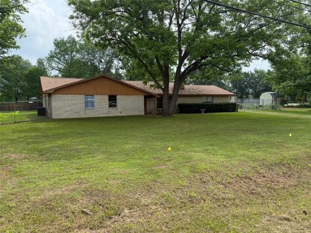 House for sale in Elkhart, Texas