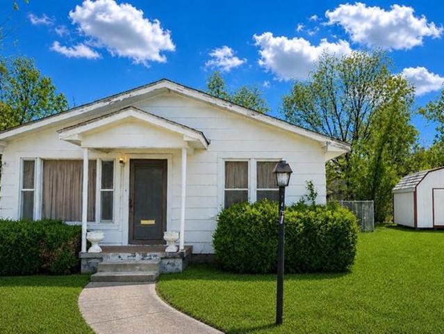 House for sale in Carter, Oklahoma