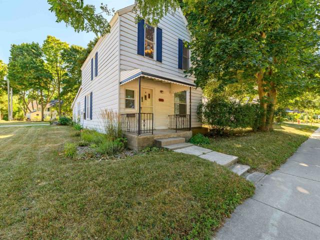House for sale in Charlevoix, Michigan
