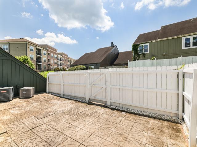 Townhouse for sale in Hermitage